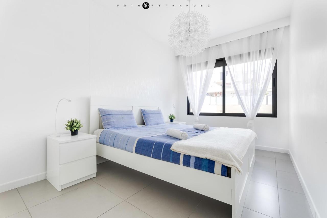 Apartamento En La Planta Baja "Playa Elisa" Pilar de la Horadada Esterno foto